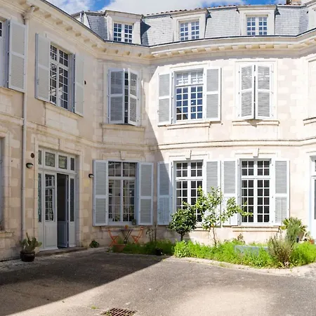 Zeina, 2 Pieces Confortables Et Raffinees, Wifi, Hypercentre La Rochelle  Exterior photo