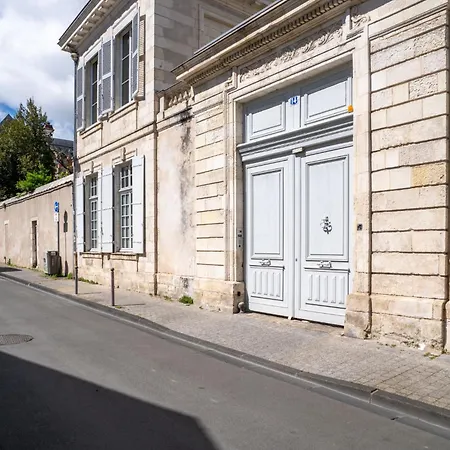 Zeina, 2 Pieces Confortables Et Raffinees, Wifi, Hypercentre La Rochelle  Exterior photo