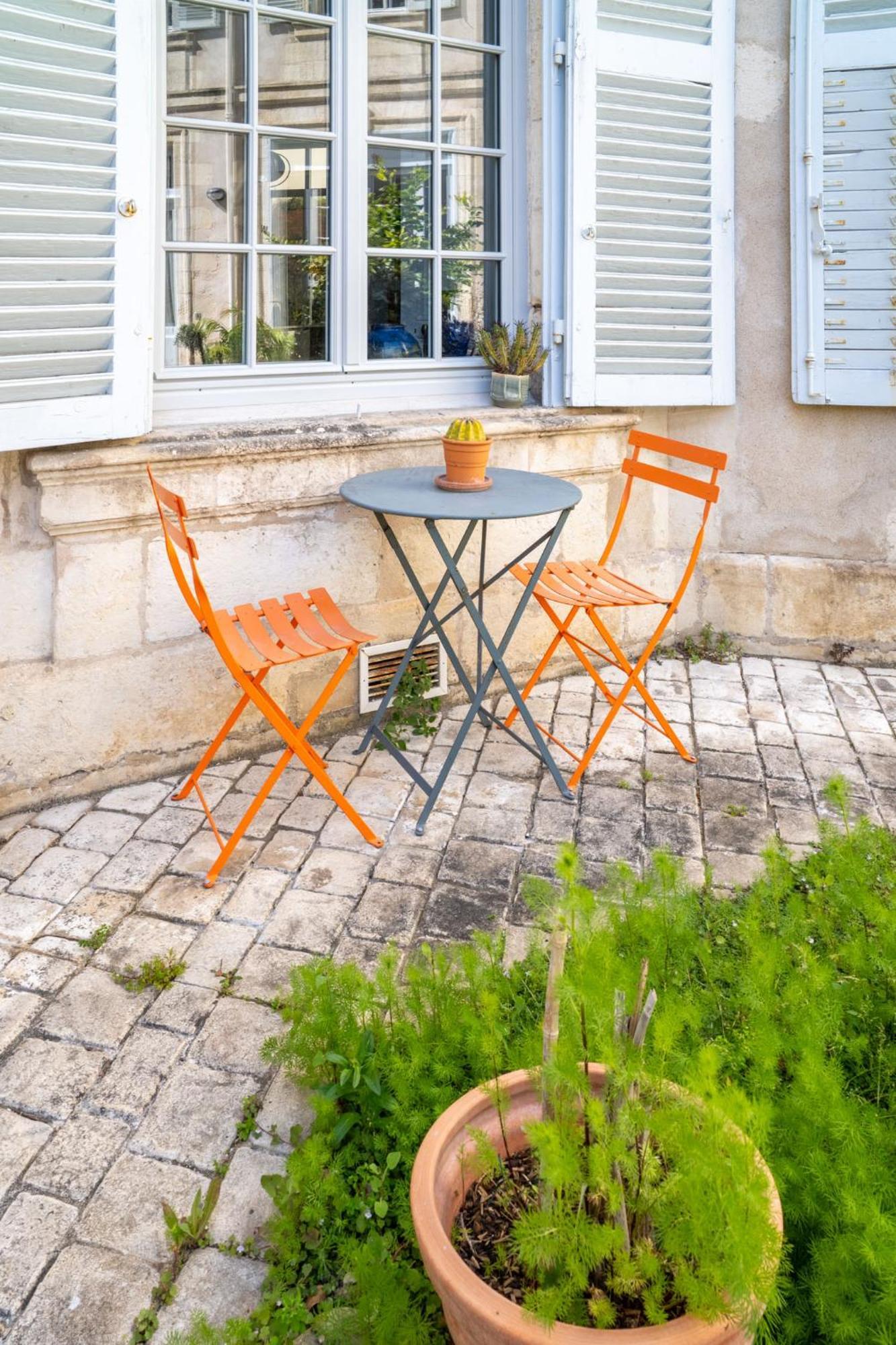 Apartment Zeina, 2 Pieces Confortables Et Raffinees, Wifi, Hypercentre